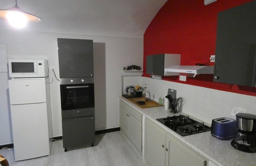 Baix Casa | Village gîte furnished house