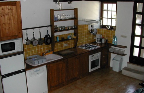 Castelnau-dArbieu Casa | Village house with large terrace, panoramic view and private pool
