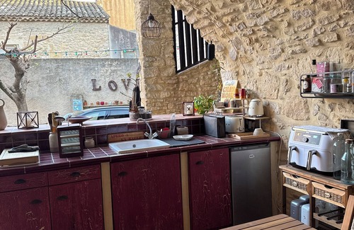 Saint-Nazaire Casa | Village house at the gateway to Provence, Ardèche, Vaucluse & Gard