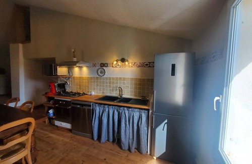 Mallemoisson Casa | Village house (classified 3 *) of 93m2 with swimming pool in old provencal village
