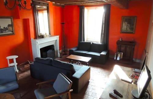 Vault-de-Lugny Casa | Village House in Burgundy near Vézelay Basilica