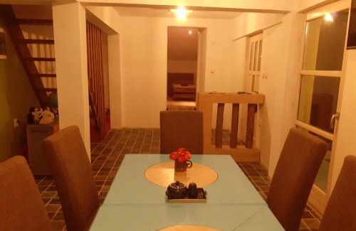 Central Serbia Apartamento | Village house Moo Moo