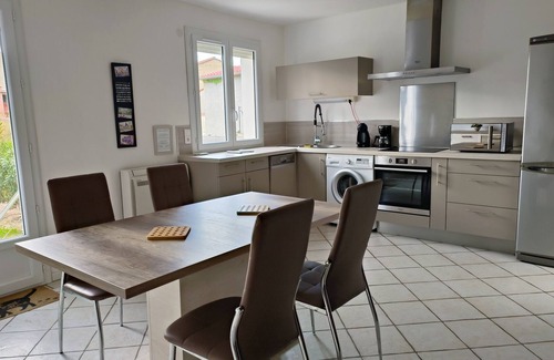 Saint-Andre Apartamento | Village house with air conditioning, terrace, garden, 3*, near Argelès-s/Mer