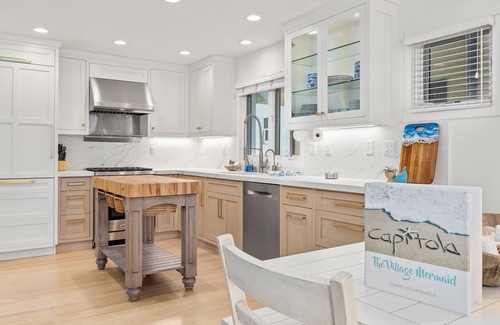 Capitola Casa | Village Mermaid Beach House