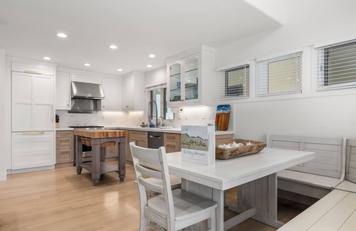 Capitola Casa | Village Mermaid Beach House