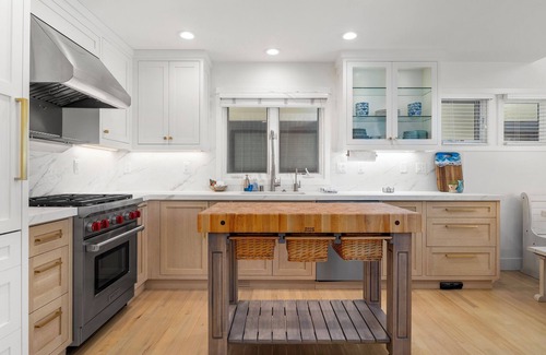 Capitola Casa | Village Mermaid Beach House