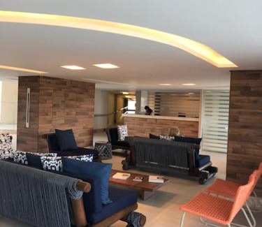 Vilas do Atlantico Apartamento | Village pé na areia com limpeza