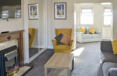 Tynemouth Cabaña | Village View Apartment One - UK42965