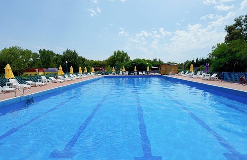 Bernalda Alquiler De RV | Villaggio le Palatine