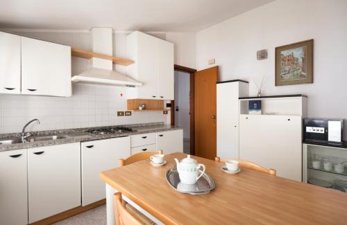 Mazzorno Sinistro Apartamento | Villaggio Margherita
