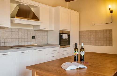 Castiglione del Lago Otro | Villaluce Wine Agriturismo