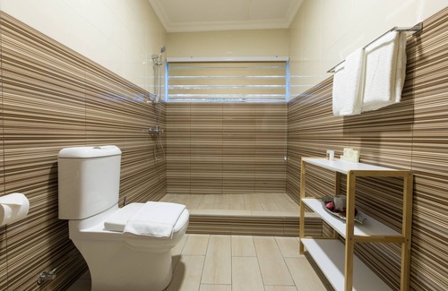 East Legon Hotel | Villandro Residence