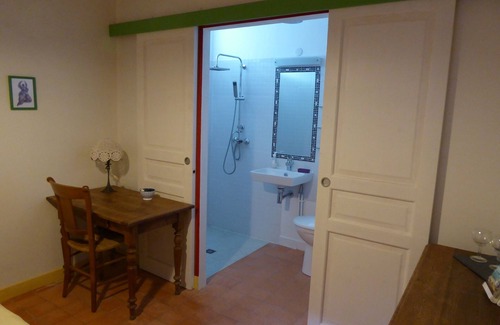 L'Ile-d'Elle Casa | Villanelle - Habitación Niki, en el centro de tus deseos.
