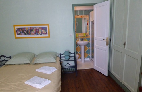 L'Ile-d'Elle Casa | Villanelle - Habitación Niki, en el centro de tus deseos.