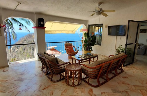 Balcones Al Mar Villa | Hermosa Villa de lujo con playa privada con vistas al Pacífico