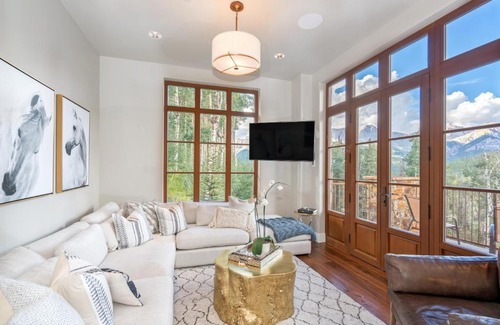 Mountain Village Apartamento | Villas at Cortina 1 by Alpine Lodging Telluride