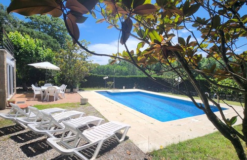 Can Carbonell Casa | VILLAS COSETTE / ¡Descubre Villa Martina, tu oasis perfecto en la Costa Brava! Fabulosa piscina y zona de Barbacoa!