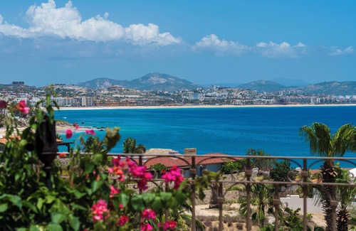 San Jose del Cabo Villa | VILLAS DEL MAR OCEAN SIDE VILLA 4 BEDROOM WITH PRIVATE POOL AND JACUZZI