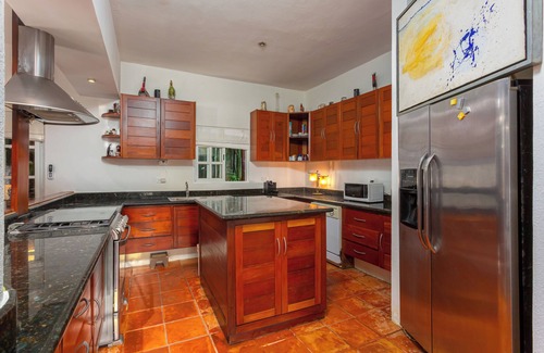 Downtown Apartamento | Villas Paraiso by Andiani
