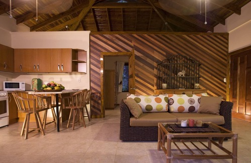 Corozal Cabina | Villas Pico Bonito