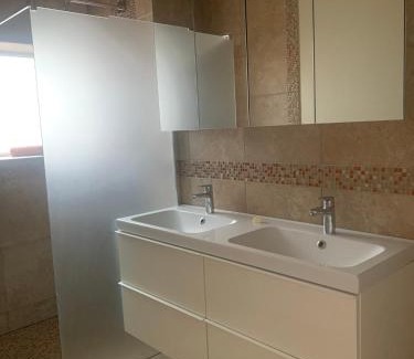 Sauzet Apartamento | VillaSarda Drome