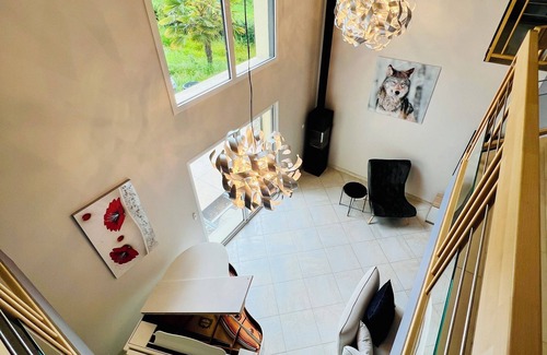 Roussennac Villa | Villaveyron, 5* luxury gîte, heated pool, SPA, table soccer, table tennis...