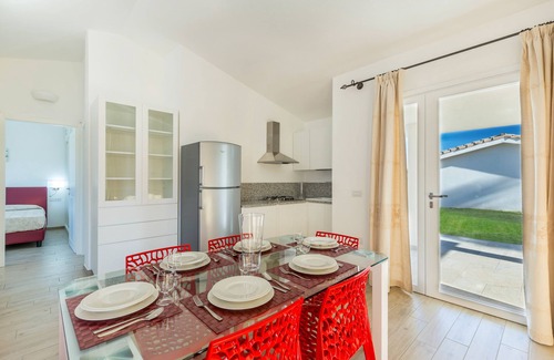 Cardedu Casa | Villa a estrenar en residencia en el mar Piscina Aire acondicionado