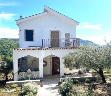 Prizzi Casa | Villetta con Oliveto CFG