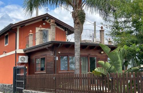 Calatabiano Casa | Villetta Due Palme - vicino GIARDINI NAXOS -