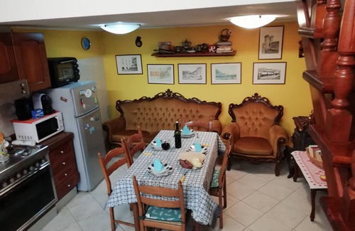 Bosa Cabaña | Villetta i Ciliegi - indipendente immersa nei vigneti di Bosa