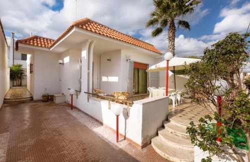 Torre Lapillo Casa | Villetta Lorena by BarbarHouse