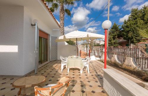 Torre Lapillo Casa | Villetta Lorena by BarbarHouse