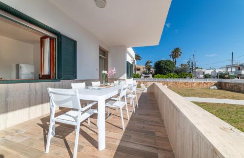 Torre Santa Sabina Casa | Villetta Pina 50m da spiaggia sabbia e parcheggio privato