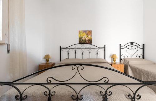 Torre Castiglione Casa | Villetta Stella Castiglione by BarbarHouse