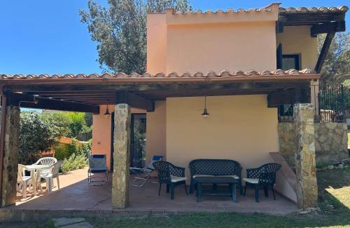 Villaggio Mandorli Casa | Villetta Su Tostoinu, relax 300 meters from the sea