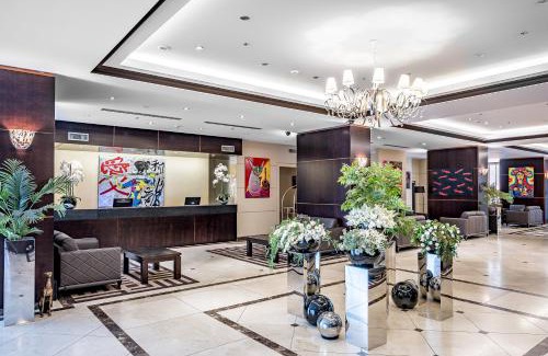 Vilnius city municipality Hotel | VILNIUS PARK PLAZA HOTEL, Restaurant & Terrace, Panorama Bar, Conference & Banquet Center