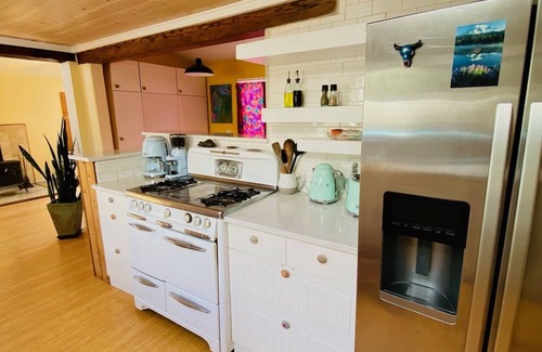 Eureka Casa | Vimala Voga Retreat House- Beach Access- Arcata
