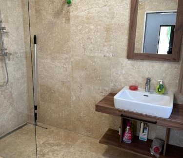 Brezi Apartamento | Vinařský dům Kovárna