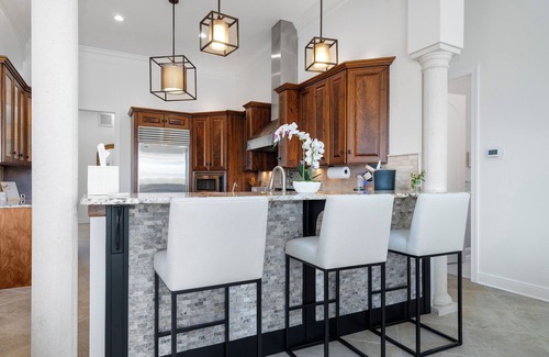 Vina Del Mar Island Casa | Vina Del Mar St Pete Beach Waterfront Dock Pool Hot Tub 4/3.5