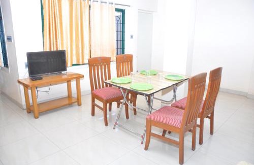 Kushalnagar Hotel | Vinayaka Deluxe Lodge
