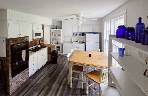Brocton Apartamento | VineCliff- Hundred Acre Haven-2