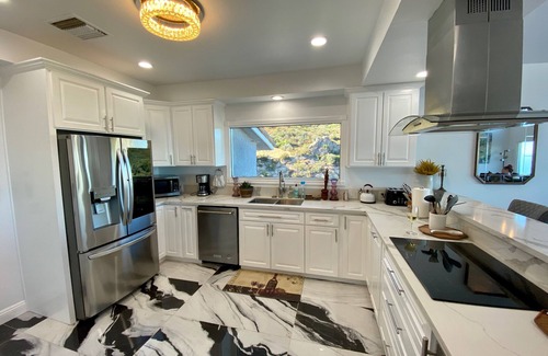Malibu Casa | Vineyard Above the Clouds