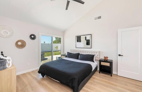 Temecula Casa | Vineyard Chic Oasis: Modern Elegance near Temecula Wineries