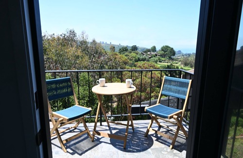 Carpinteria Casa | Vineyard House Carpinteria CA