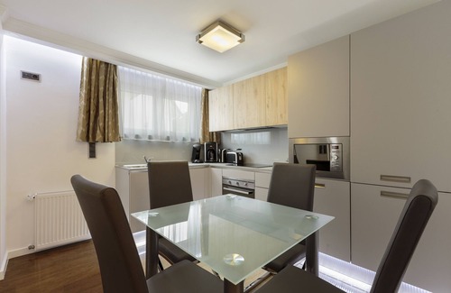 Gare Apartamento | Vinicia -22 Executive Apartment, 1 Bedroom