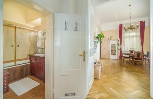 Pecs Apartamento | Vintage Apartment