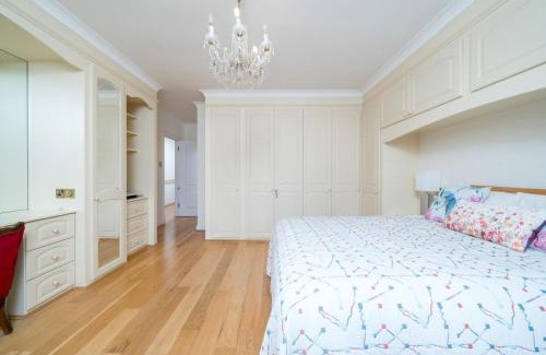 Whetstone Apartamento | Vintage Boutique 2 Bedroom Apartment