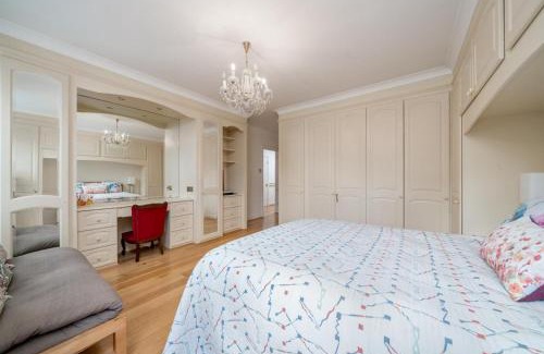 Whetstone Apartamento | Vintage Boutique 2 Bedroom Apartment