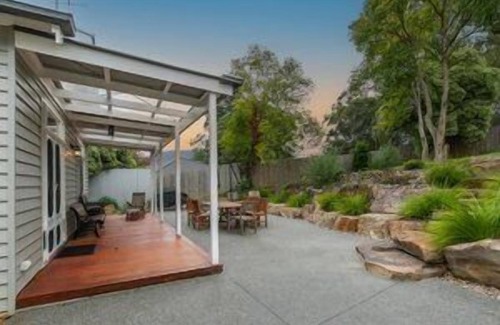 Healesville Apartamento | Vintage Charm on St Leonards in the Yarra Valley