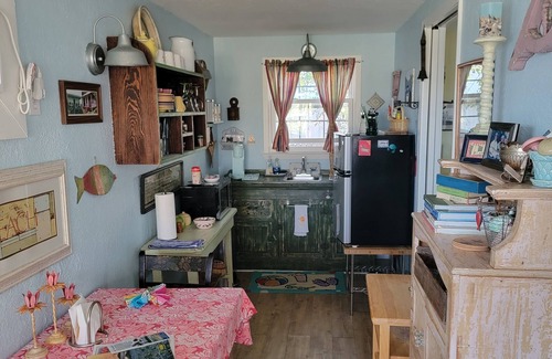 Rockport Cabaña | Vintage Cottage